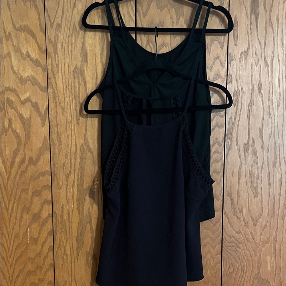 Set of two Black Sleeveless Tops